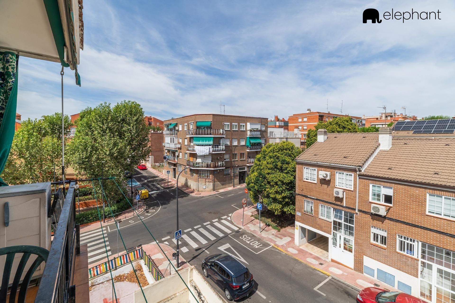 Vista exterior de Àtic en venda en San Sebastián de los Reyes amb Aire condicionat, Calefacció i Terrassa