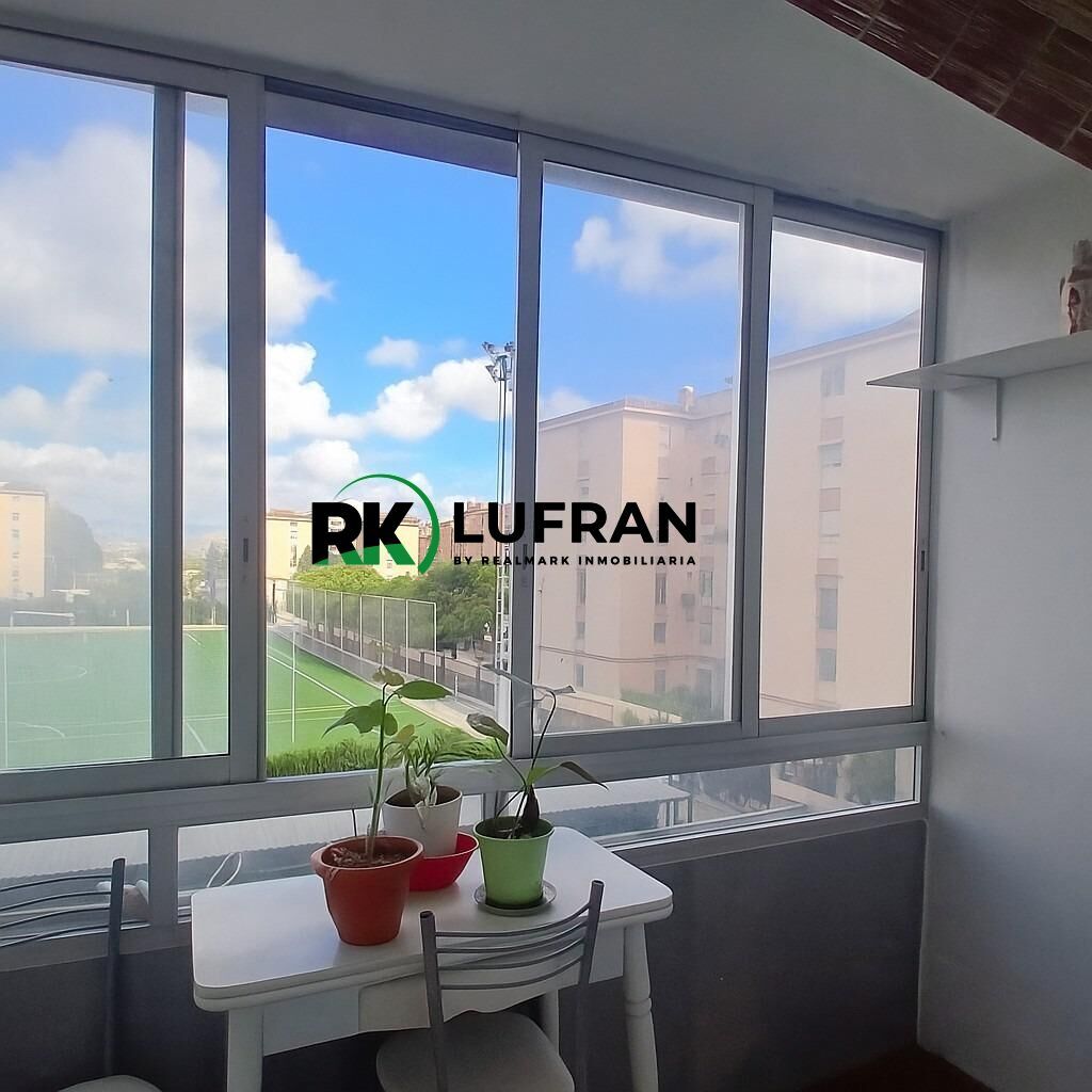 Vista exterior de Pis en venda en Alicante / Alacant amb Aire condicionat i Balcó