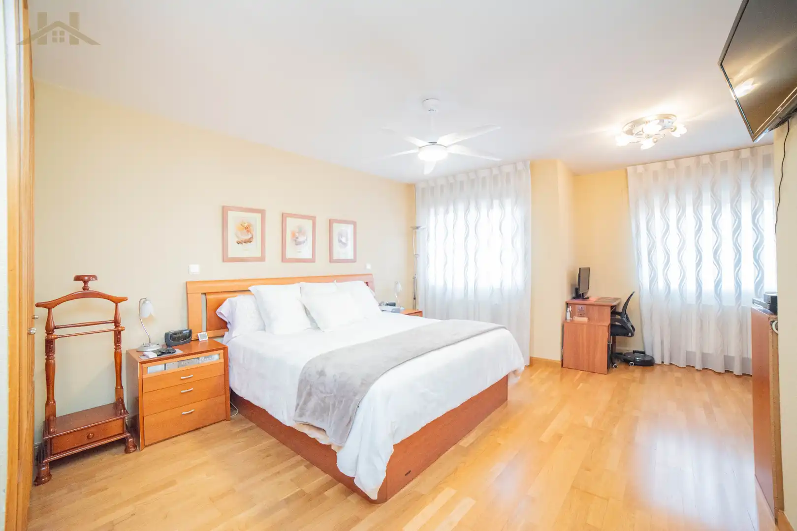 Habitación de Casa adosada en venta en Rivas-Vaciamadrid con Calefacción, Jardín privado y Trastero