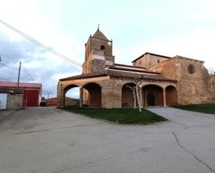 Vista exterior de Casa o xalet en venda en Arenillas de Riopisuerga amb Jardí privat i Moblat