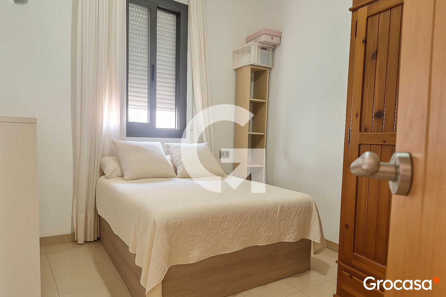 Habitación de Piso en venta en L'Hospitalet de Llobregat con Amueblado, Horno y Lavadora