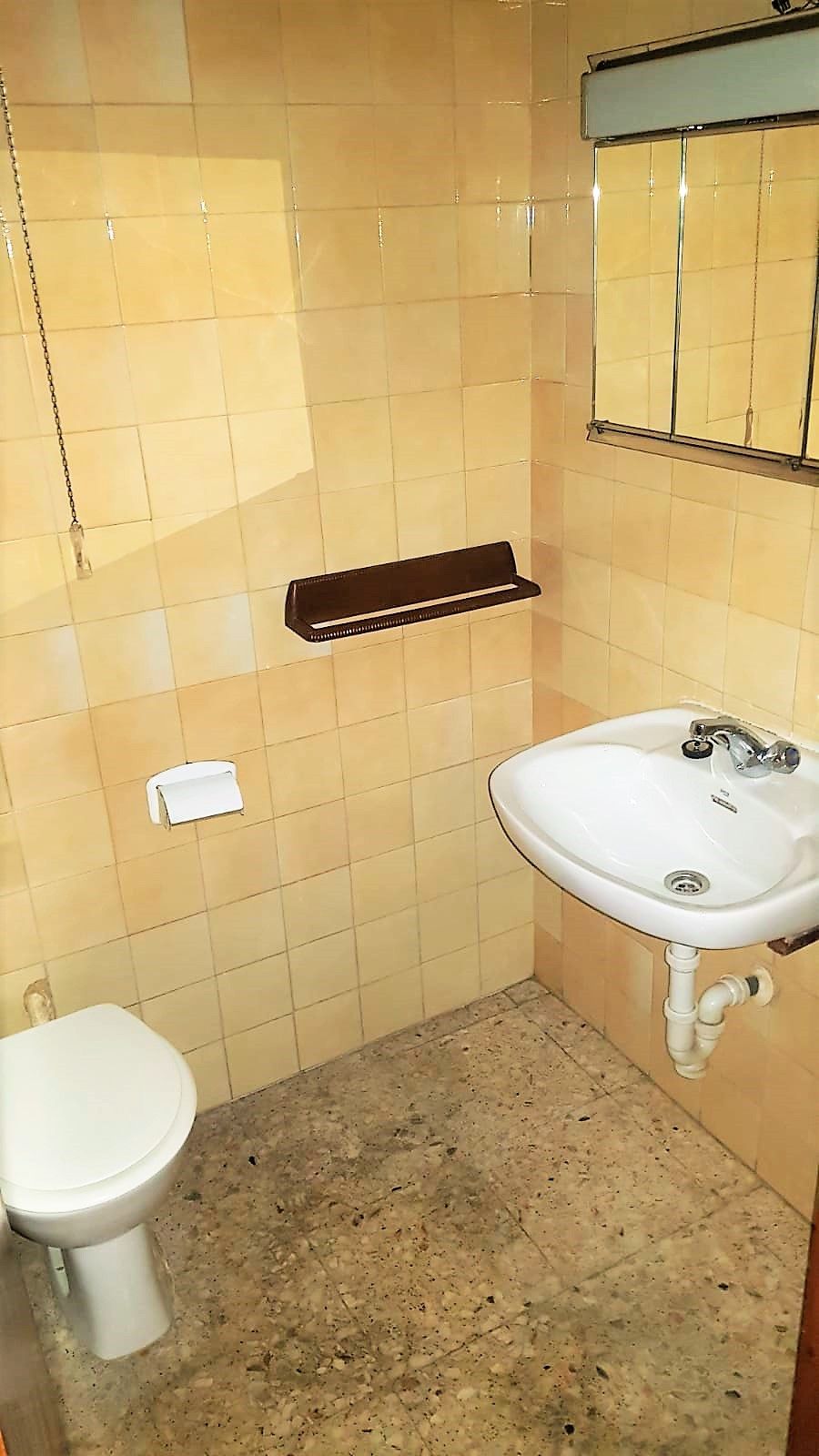 Bany de Pis de lloguer en Cáceres Capital amb Terrassa i Moblat