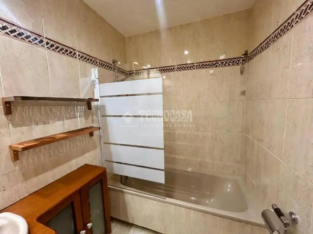 Bathroom of Flat for rent in Brunete