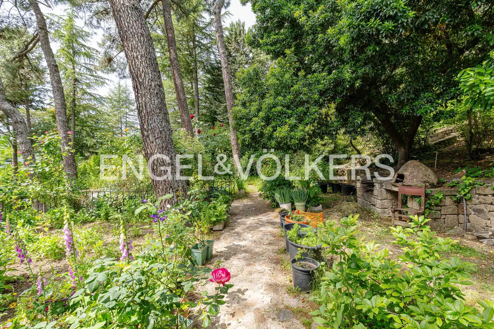 Houses for sale in San Lorenzo de El Escorial  with Heating, Private garden and Terrace