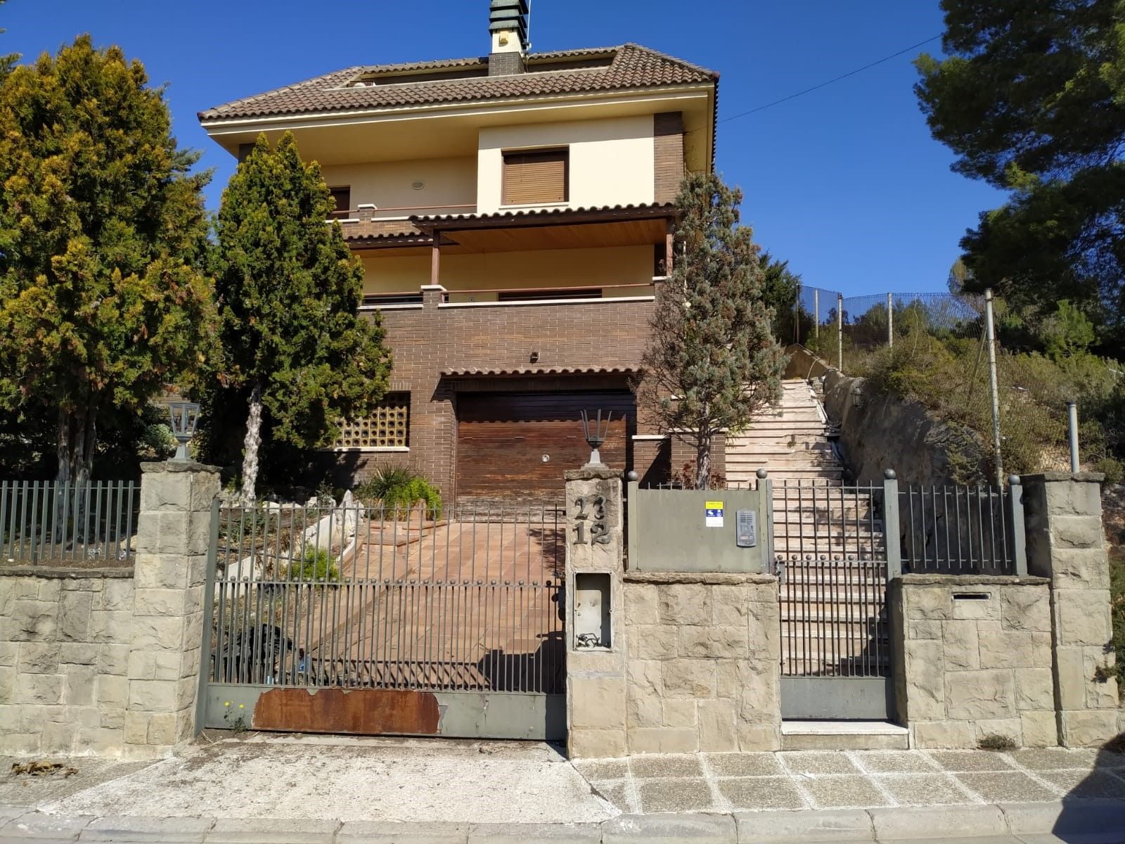 Exterior view of House or chalet for sale in Sant Quintí de Mediona  with Swimming Pool and Community pool