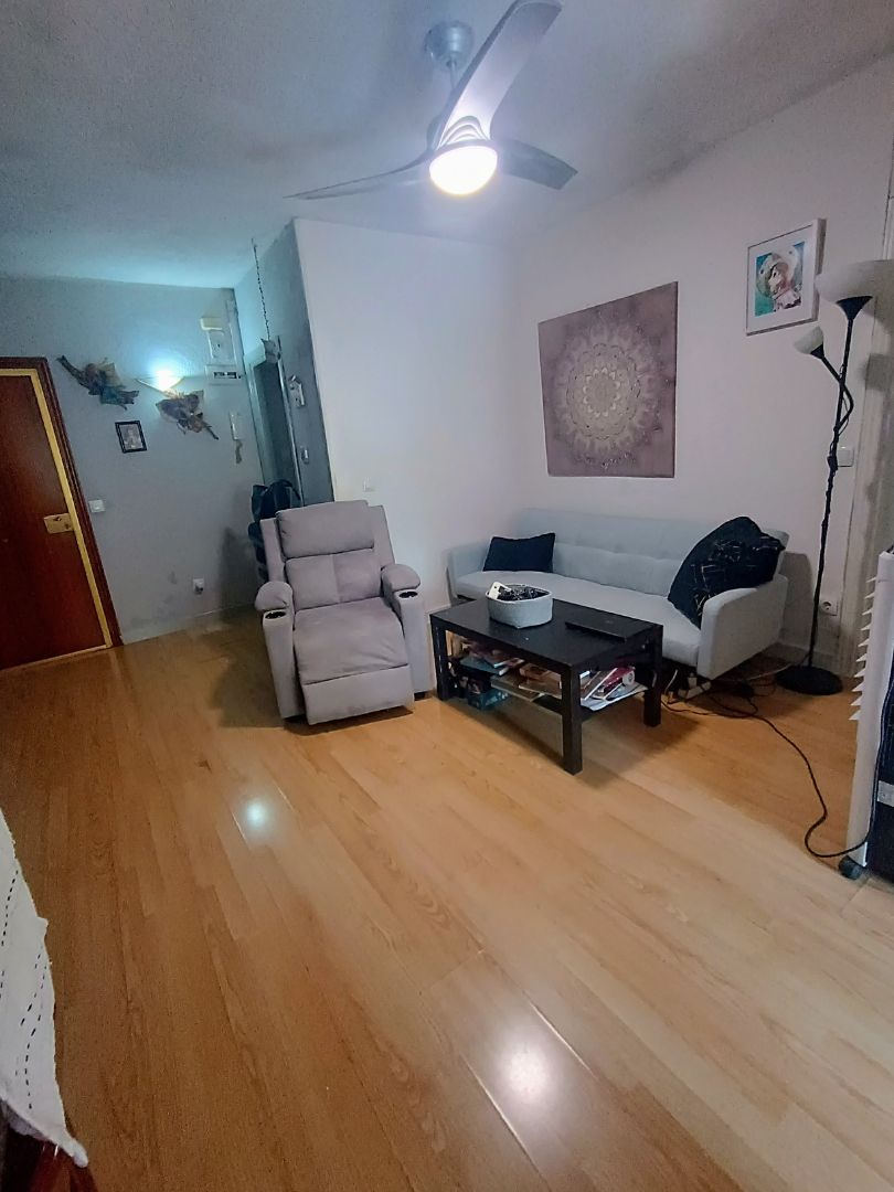 Living room of Flat for sale in Coslada  with Heating, Terrace and Storage room