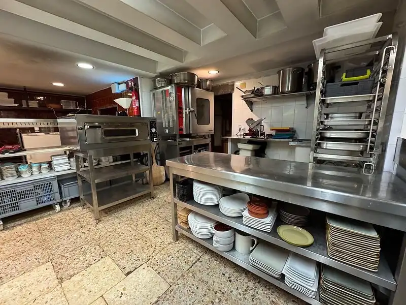 Local comercial en traspaso en Placa de Sant Genis s/n, imagen 15