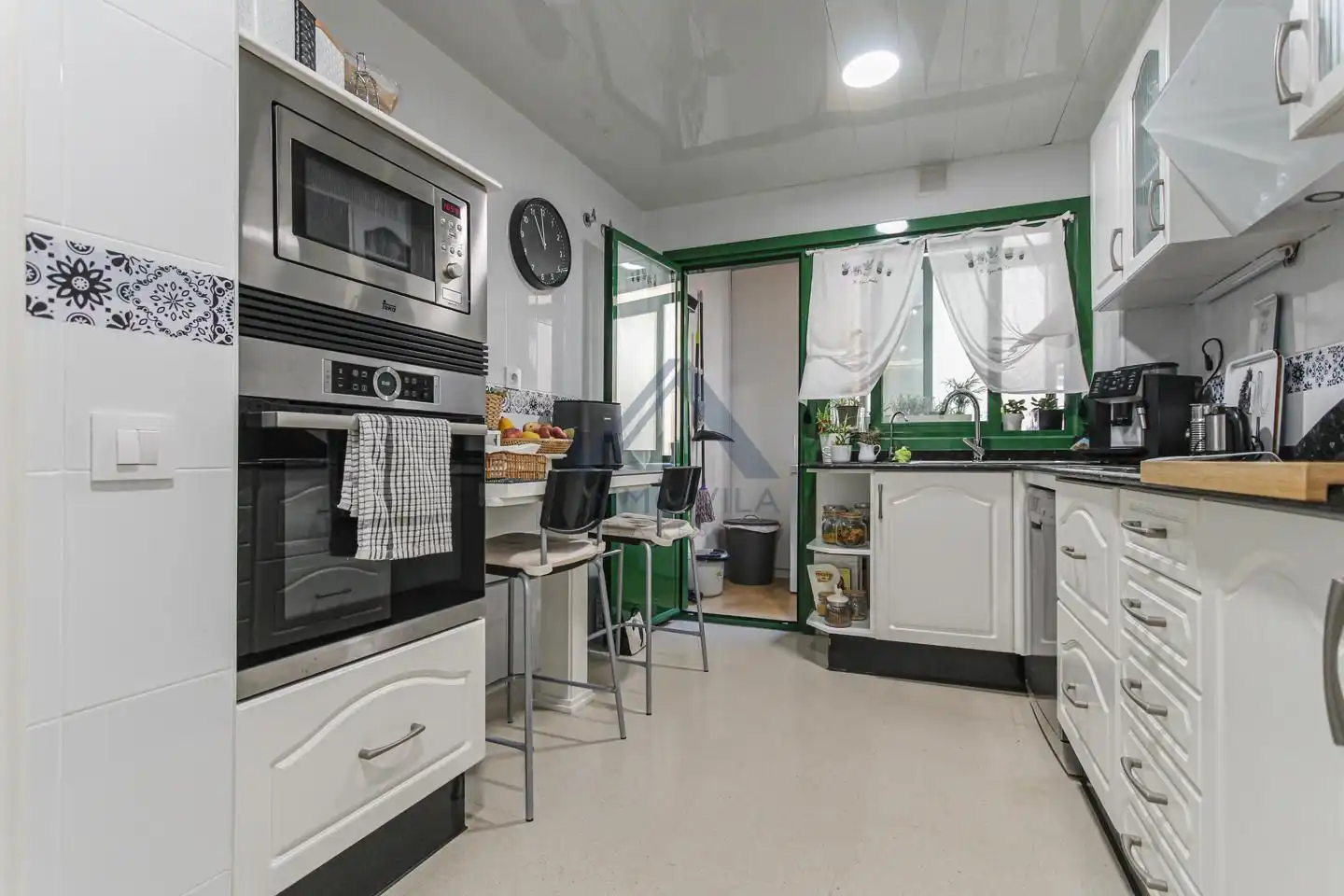 Küche von Wohnung zum Verkauf in Montcada i Reixac mit Klimaanlage, Terrasse und Möbliert