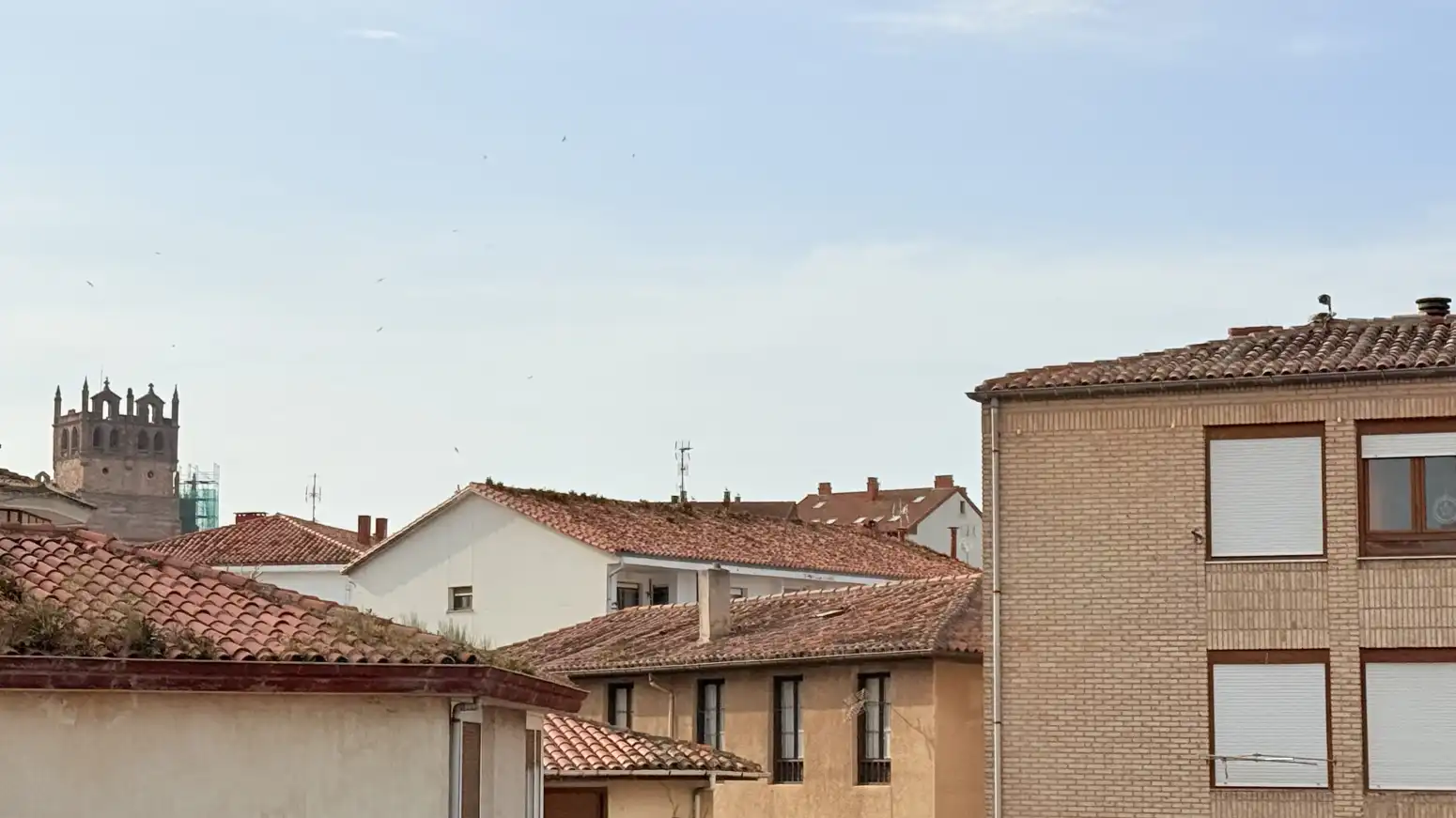 Vista exterior de Piso en venta en San Vicente de la Barquera con Calefacción y Terraza