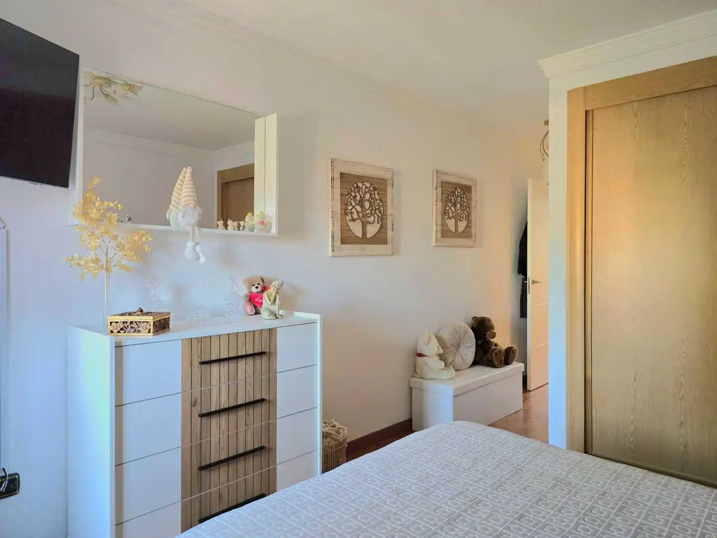 Dormitori de Pis en venda en Torremolinos amb Aire condicionat, Parquet i Terrassa