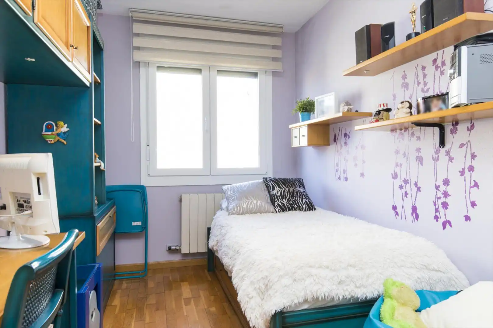 Bedroom of Detached homes for sale in Zaragoza  with Terrace, Storage room and Swimming Pool