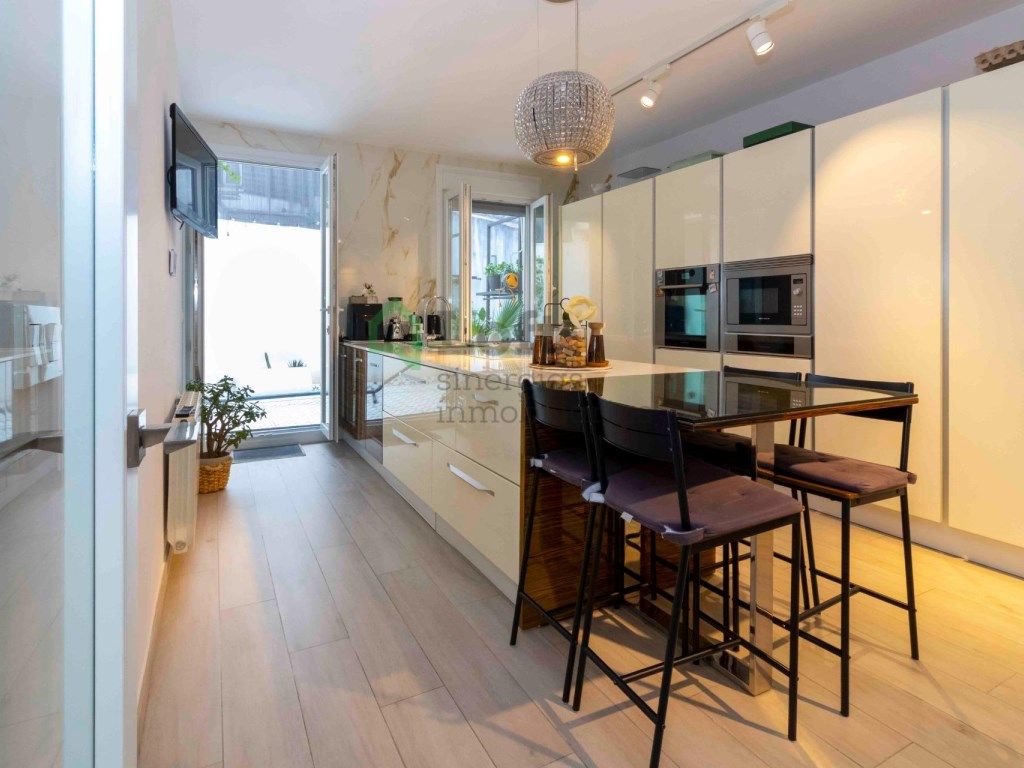 Kitchen of House or chalet for sale in Badajoz Capital  with Air Conditioner