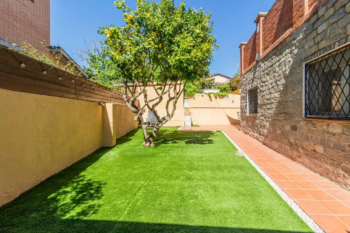 Jardín de Casa o chalet en venta en Sant Cugat del Vallès con Aire acondicionado, Calefacción y Trastero