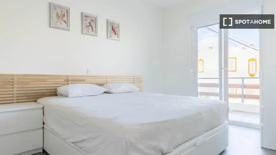 Room in Las Marinas - Pueblo Laguna