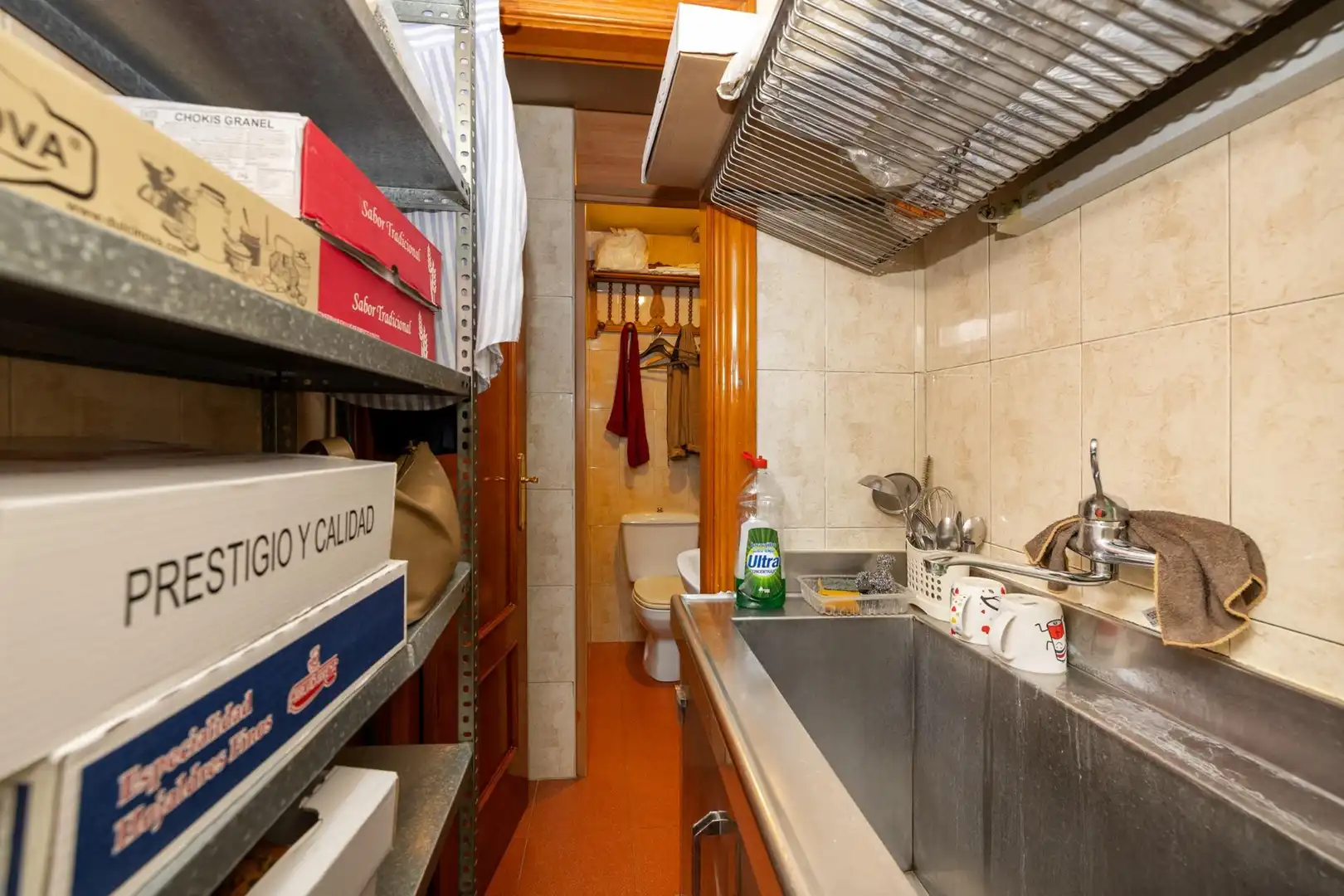 Kitchen of Commercial properties for sale in Granada