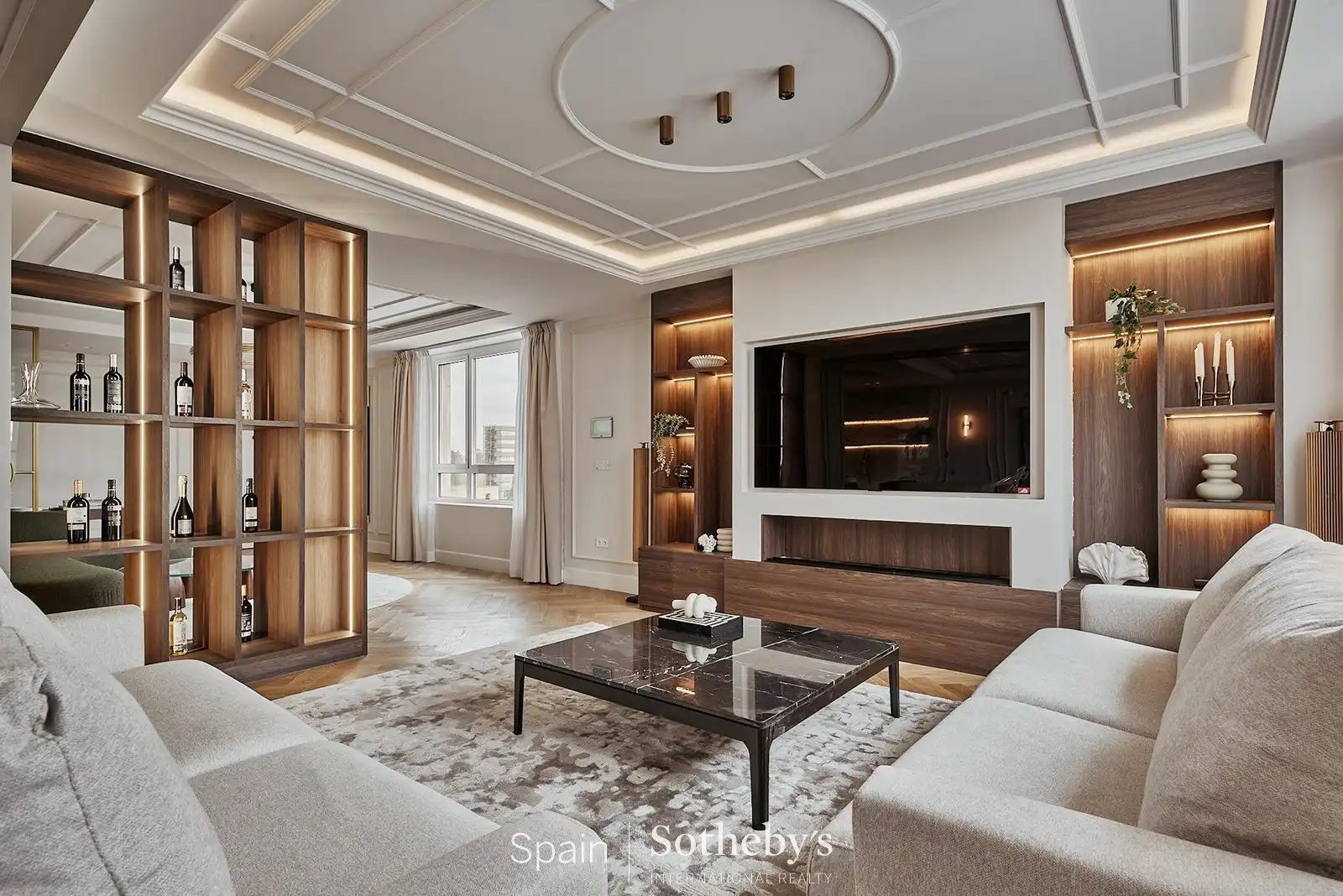 Living room of Apartments for sale in Madrid  with Air Conditioner, Terrace and Storage room