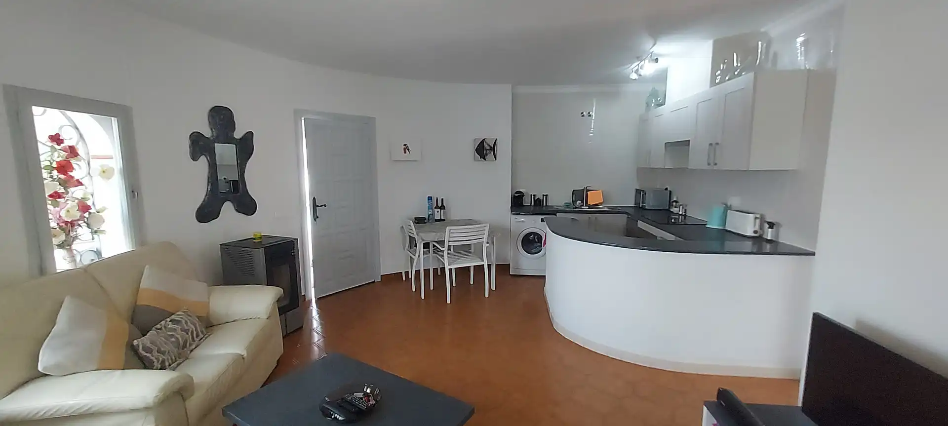Semi-detached house with pool for sale in Carrer Illes Canaries, imagen 11