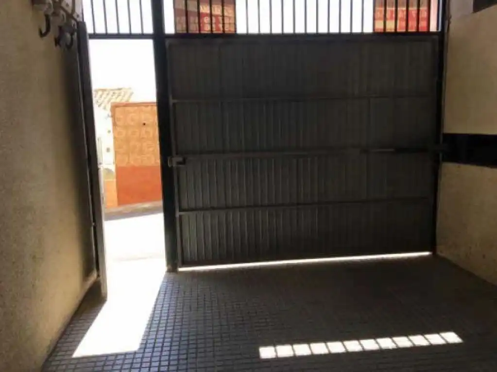 Einzelparkplatz zum Verkauf in Peñarroya-Pueblonuevo, imagen 3
