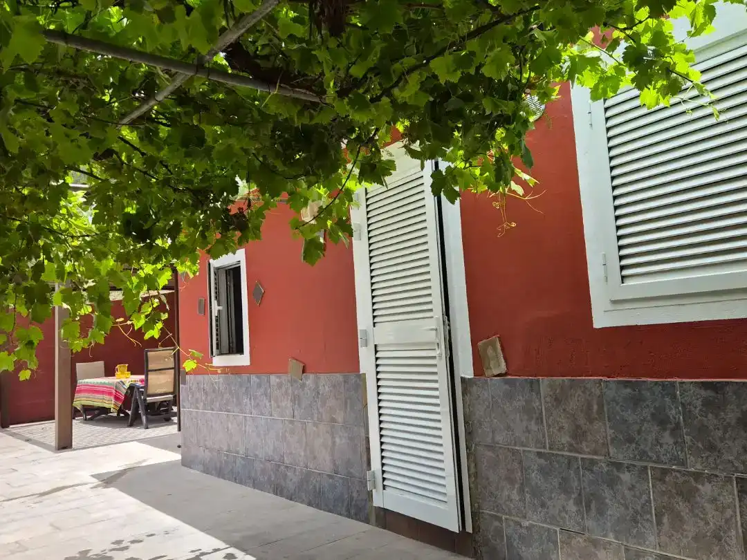 Vista exterior de Planta baixa en venda en Moya (Las Palmas) amb Jardí privat, Parquet i Traster