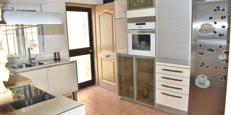 Kitchen of House or chalet for sale in Chiclana de la Frontera  with Air Conditioner, Private garden and Furnished