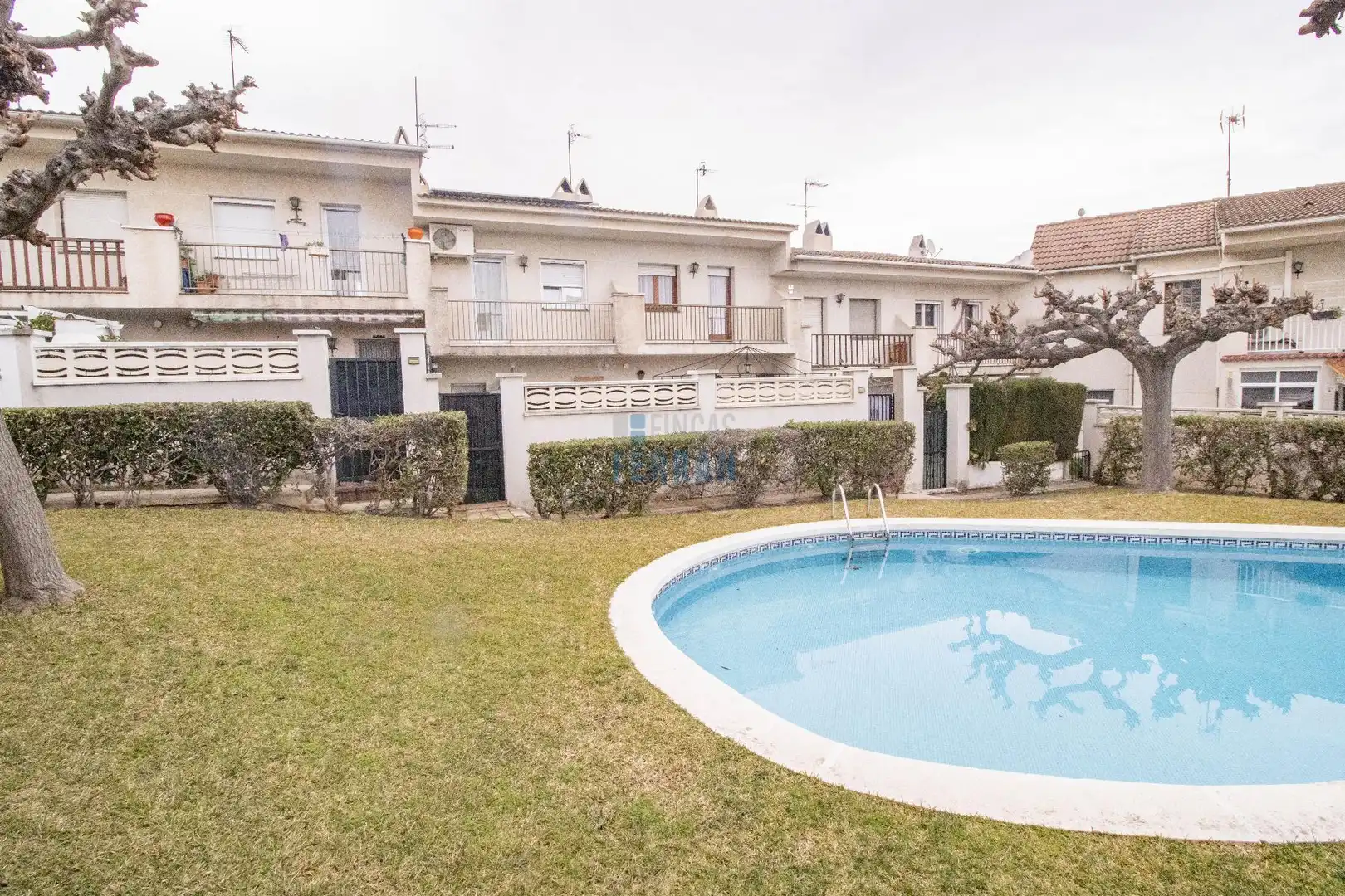 Jardí de Casa adosada en venda en El Vendrell amb Terrassa, Traster i Piscina comunitària