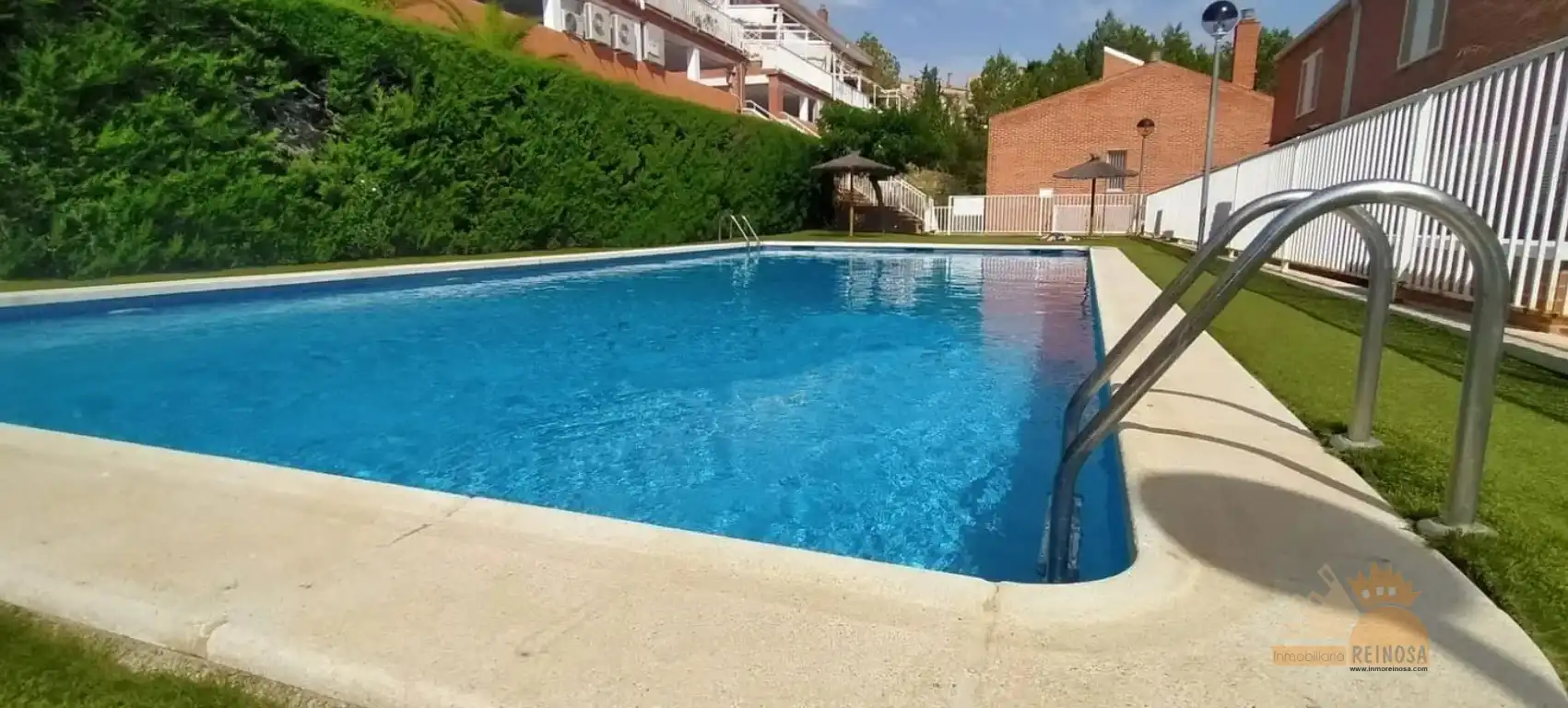 Piscina de Casa adosada de lloguer en Molina de Segura amb Aire condicionat, Terrassa i Moblat