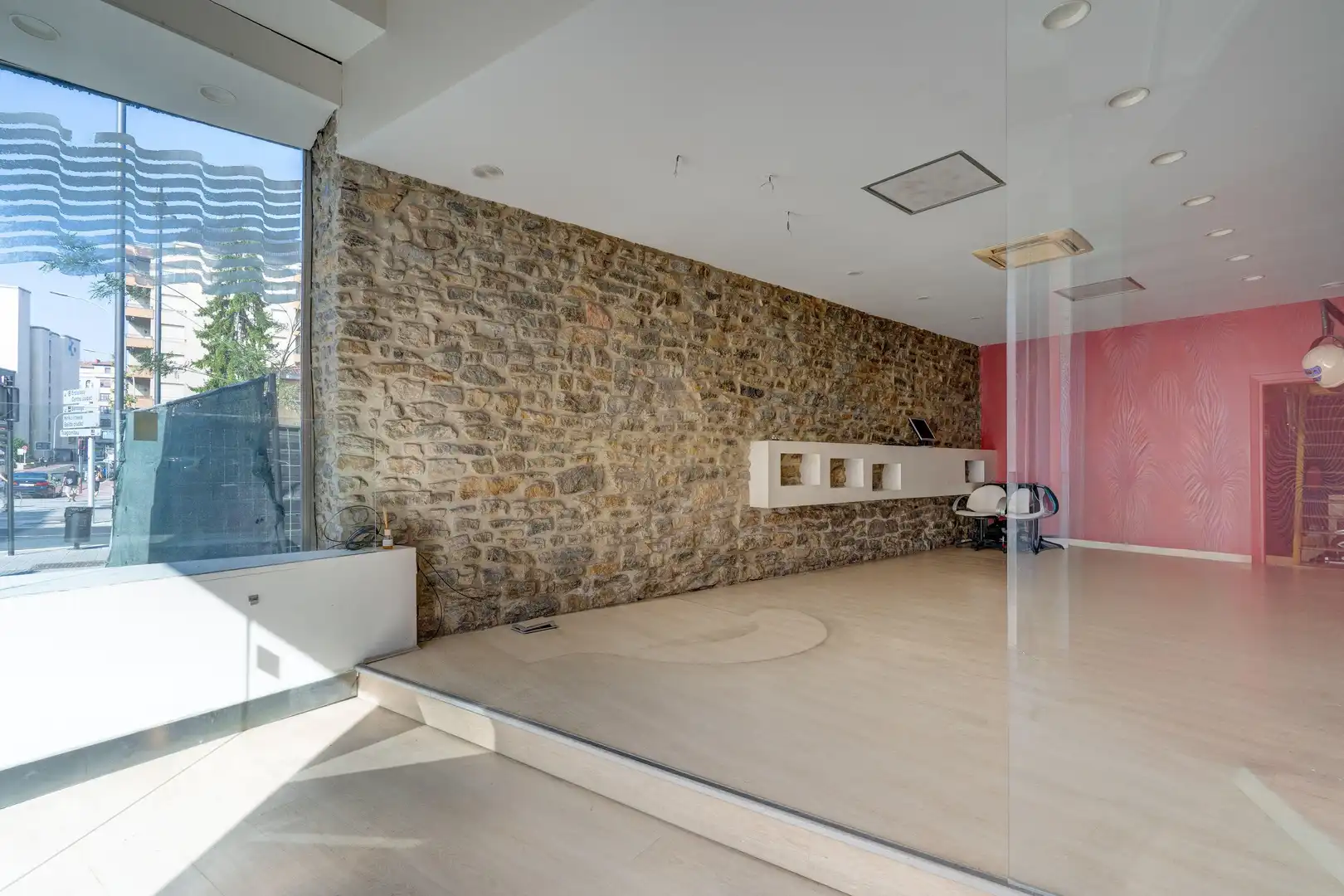 Local comercial en venta en Avenida Santiago, 13, Vitoria-Gasteiz, Spain, imagen 8