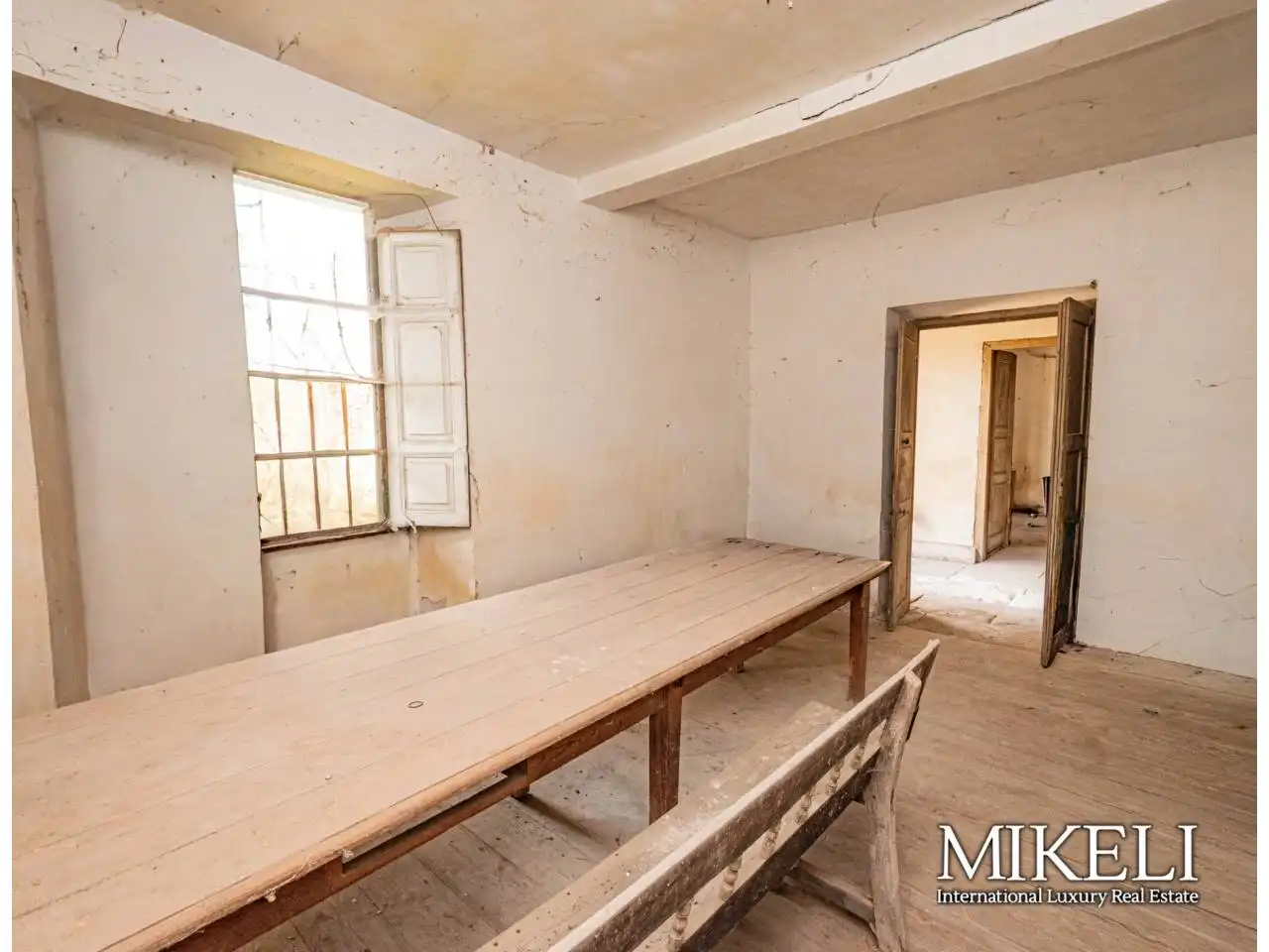 Comedor de Finca rústica en venta en Saro con Jardín privado y Parquet