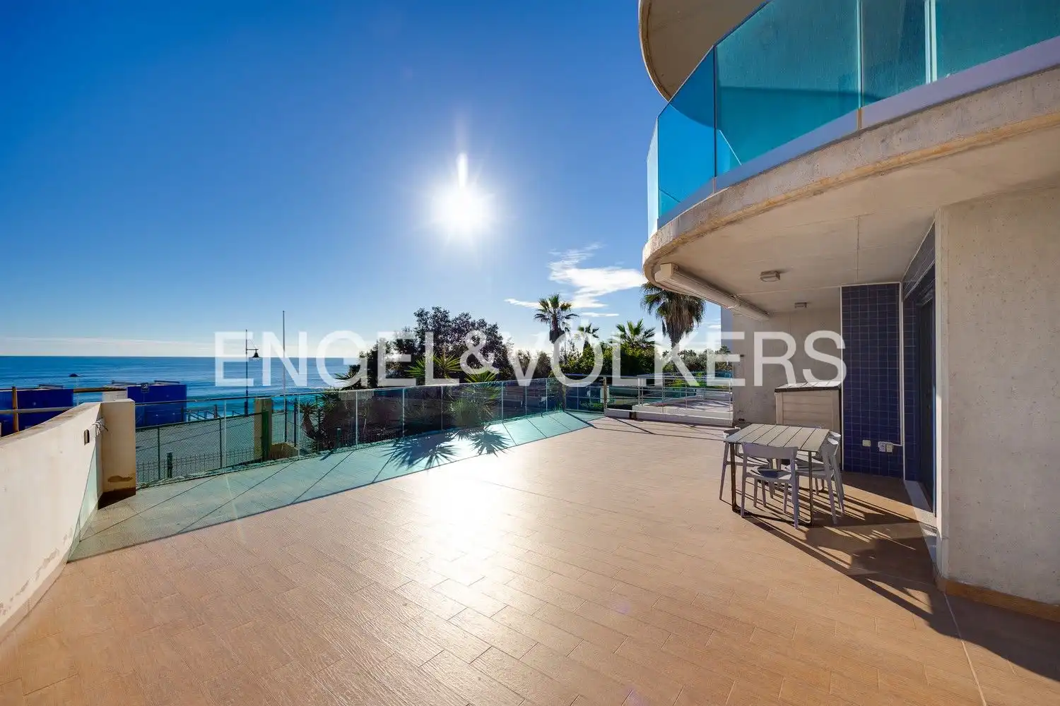 Terrasse von Erdgeschoss zum Verkauf in Torrevieja mit Klimaanlage, Heizung und Terrasse