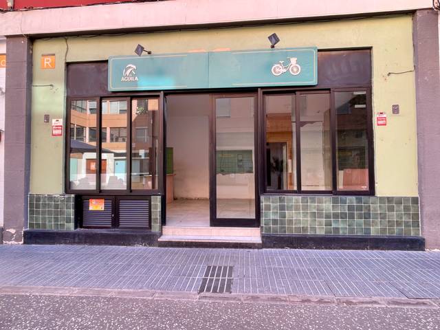 Local comercial en Alquiler en Calle Ruiz de Alda, S/N en Santa Catalina - Canteras