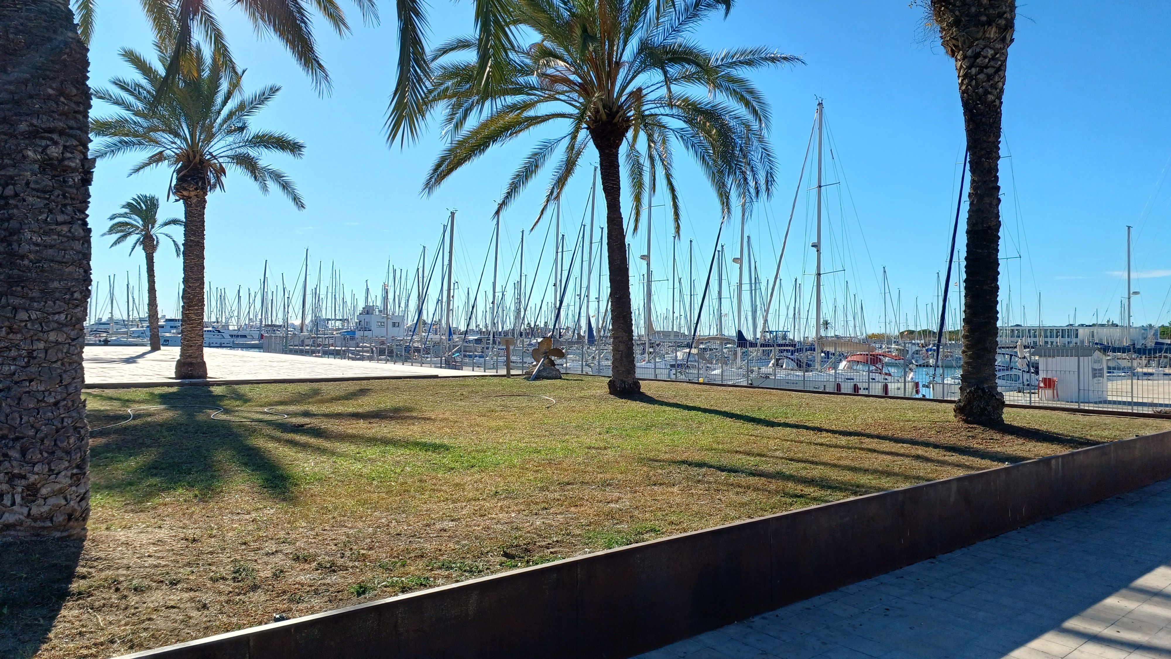 Building for sale in Barri del Mar