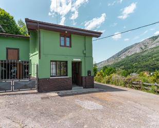 Exterior view of House or chalet for sale in Caso  with Heating, Private garden and Storage room