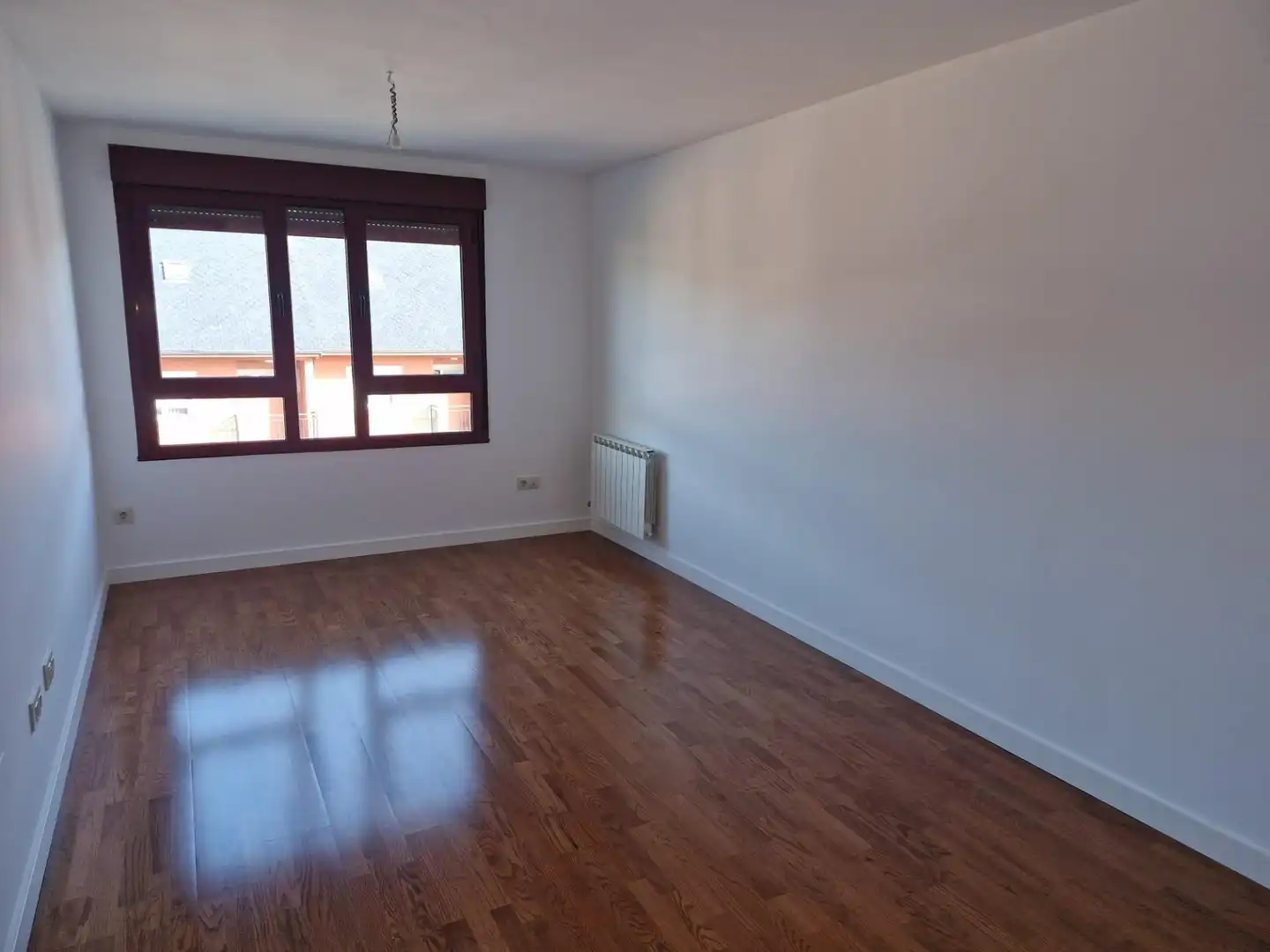 Habitación de Dúplex en venta en Camponaraya con Calefacción y Trastero