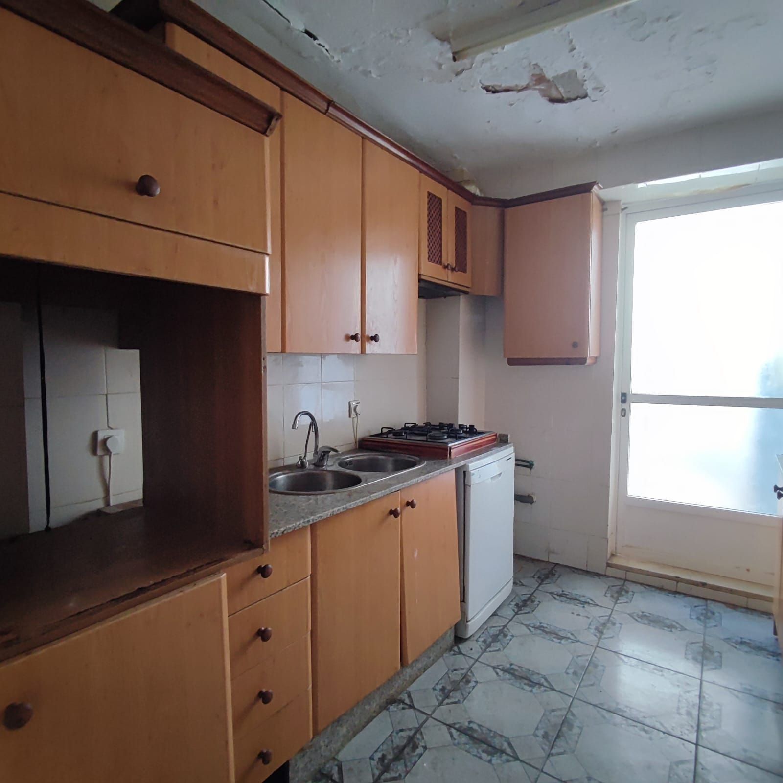 Kitchen of House or chalet for sale in Cabra  with Terrace and Storage room