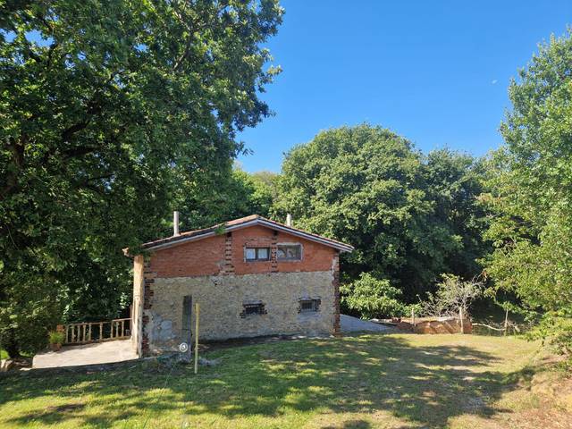 Casa-chalet en Venta en Escobedo
