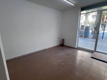 Local comercial de lloguer a Eixample