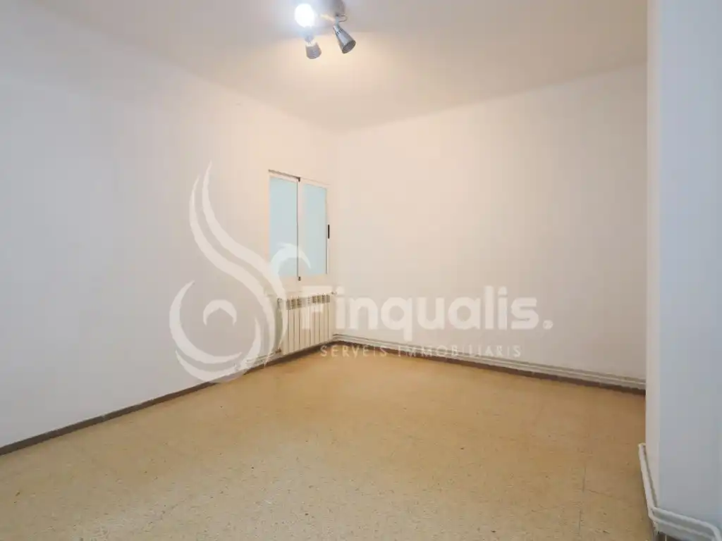 Bedroom of Flat for sale in Granollers