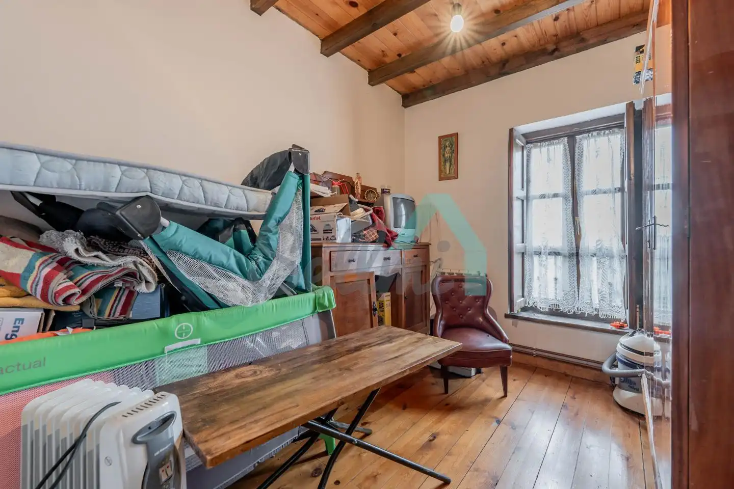 Dormitori de Casa o xalet en venda en Llanes amb Calefacció, Jardí privat i Parquet