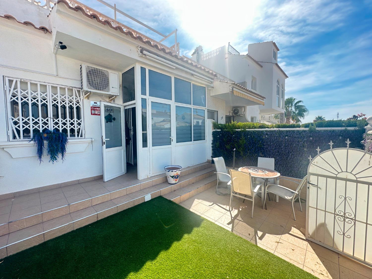 Exterior view of House or chalet for sale in Orihuela  with Air Conditioner, Swimming Pool and Furnished
