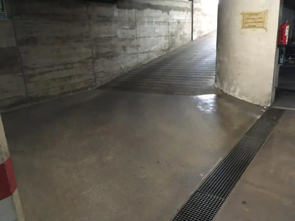 Garage for sale in Girona