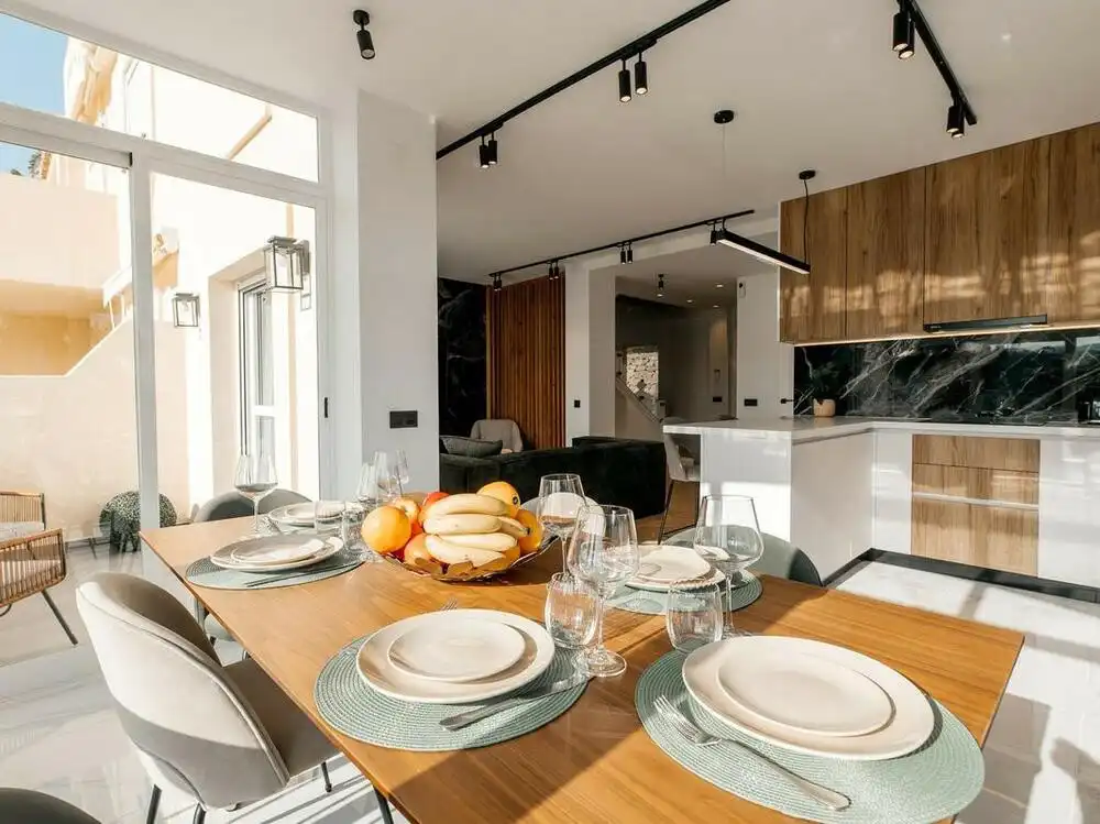 Penthouse with pool for sale in La Quinta