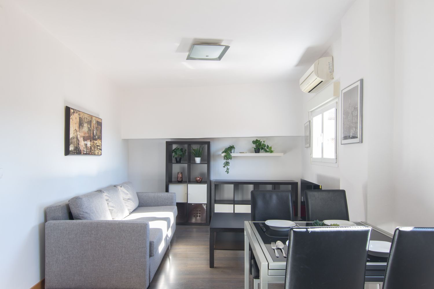 Sala d'estar de Pis de lloguer en  Pamplona / Iruña amb Calefacció i Moblat