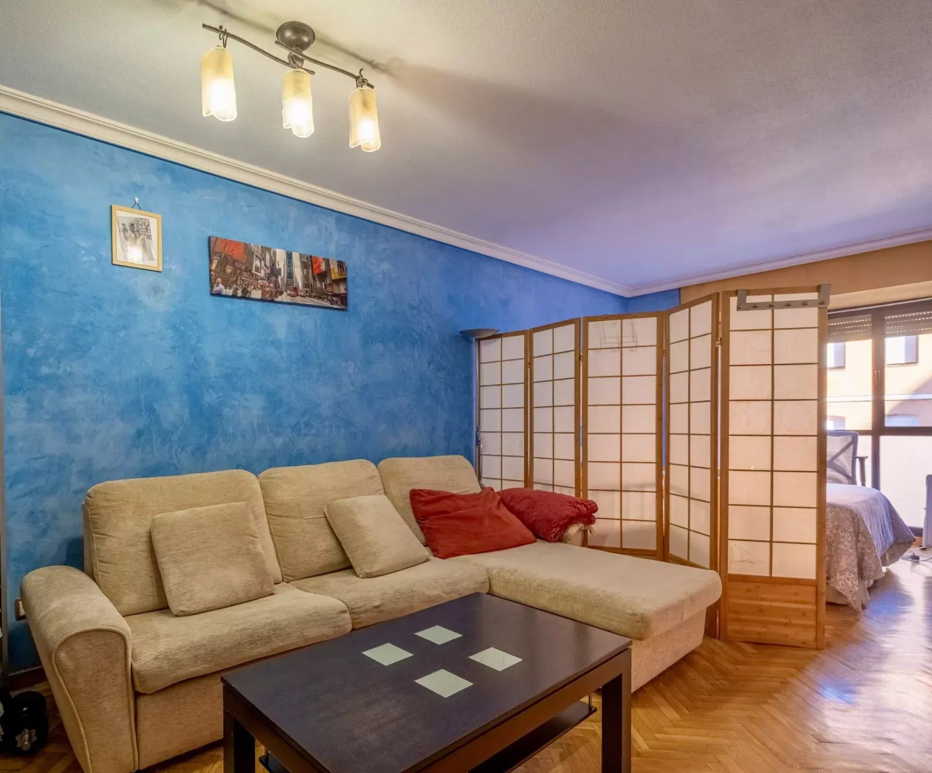 Living room of Flat for sale in  Madrid Capital  with Heating