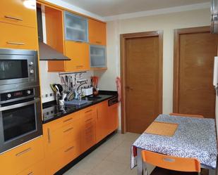 Kitchen of Flat to rent in Sanxenxo