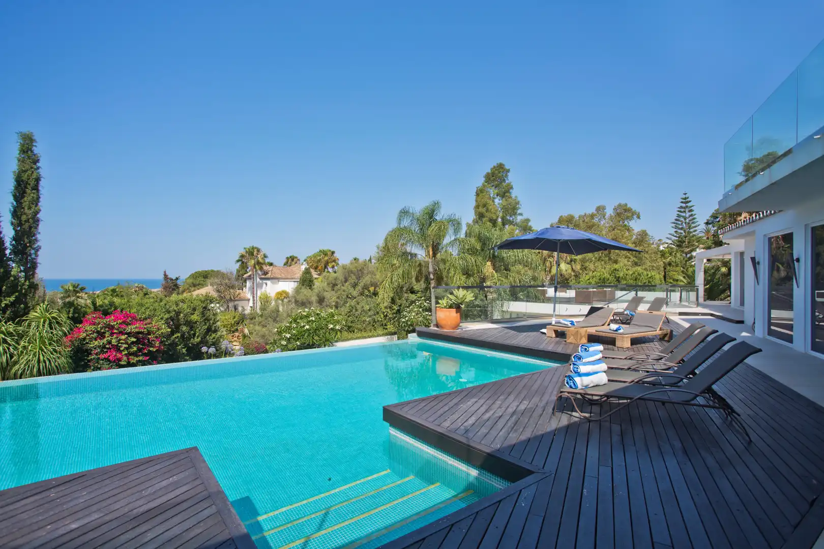 Piscina de Casa o chalet de alquiler en Elviria - Cabopino