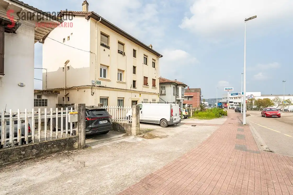 Exterior view of Flat for sale in Torrelavega   with Storage room