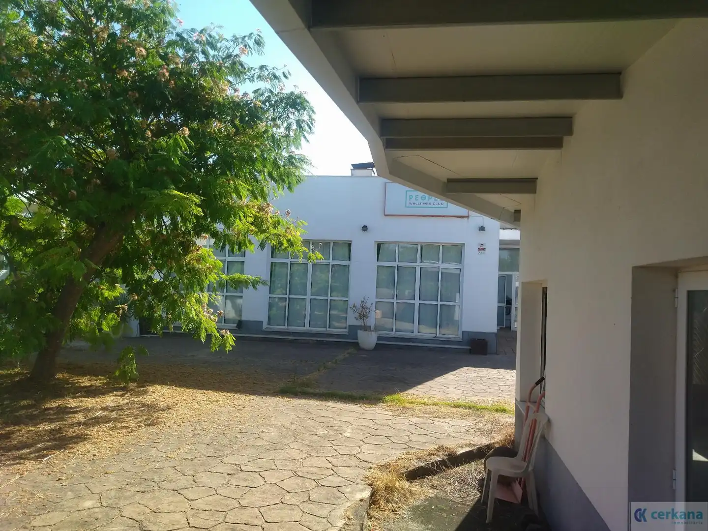 Business premises for sale in Espartinas Pueblo
