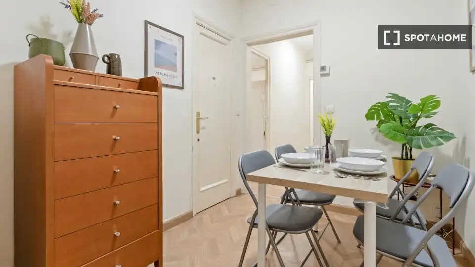 Dining room of Flat for share in Barcelona  with Air Conditioner, Heating and Terrace