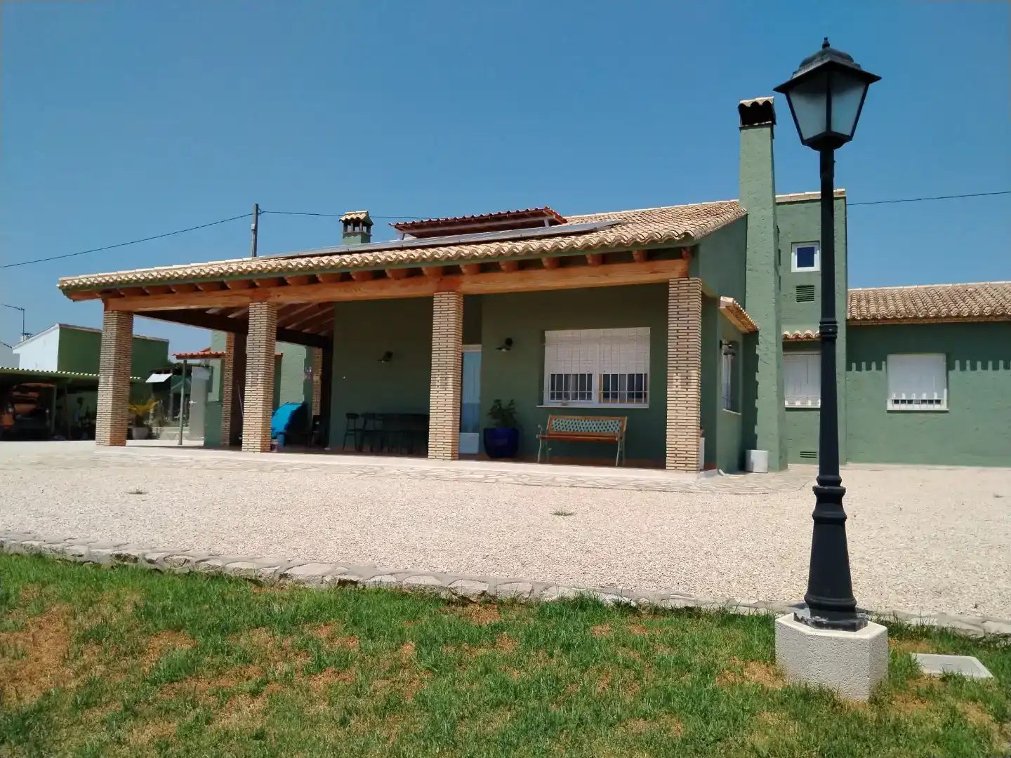 Vista exterior de Casa o chalet en venta en Agullent con Piscina y Balcón
