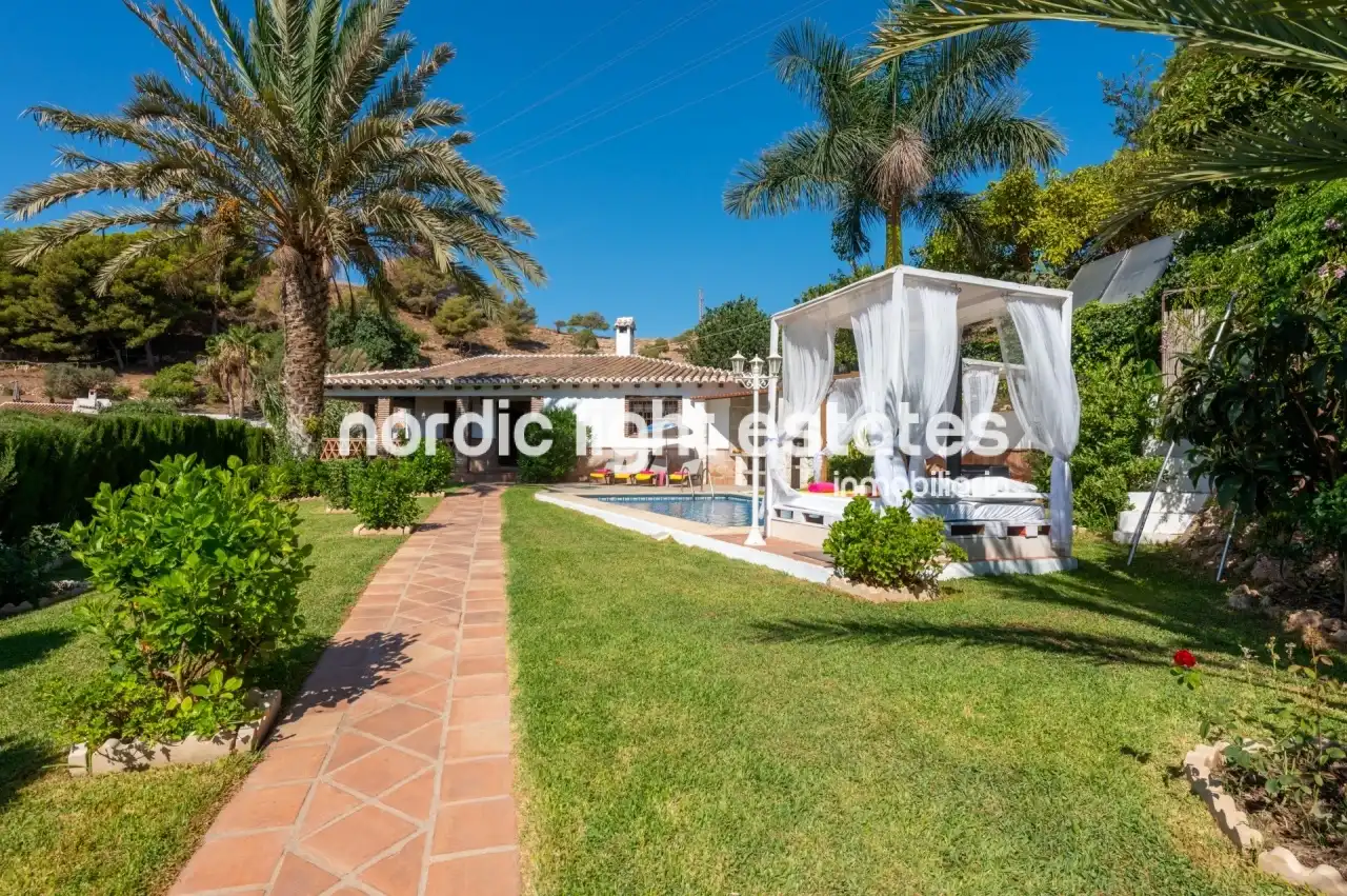 House with pool to rent in Frigiliana, imagen 8